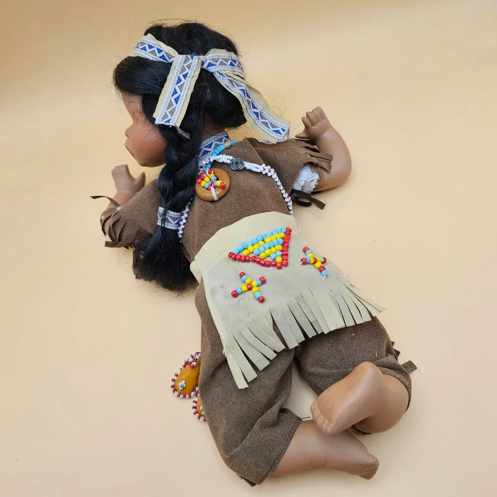Native American Indian Porcelain‎ Doll Beaded Sleeping Detailed Outfit Headband